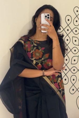 Aara Saree004