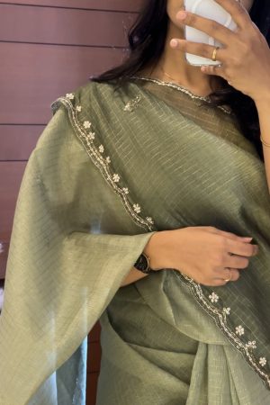 Aara Saree002